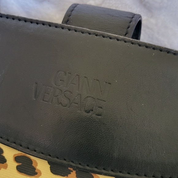 GIANNI VERSACE BAROQUE LEOPARD SHOULDER..Authentic.. - Picture 2 of 16